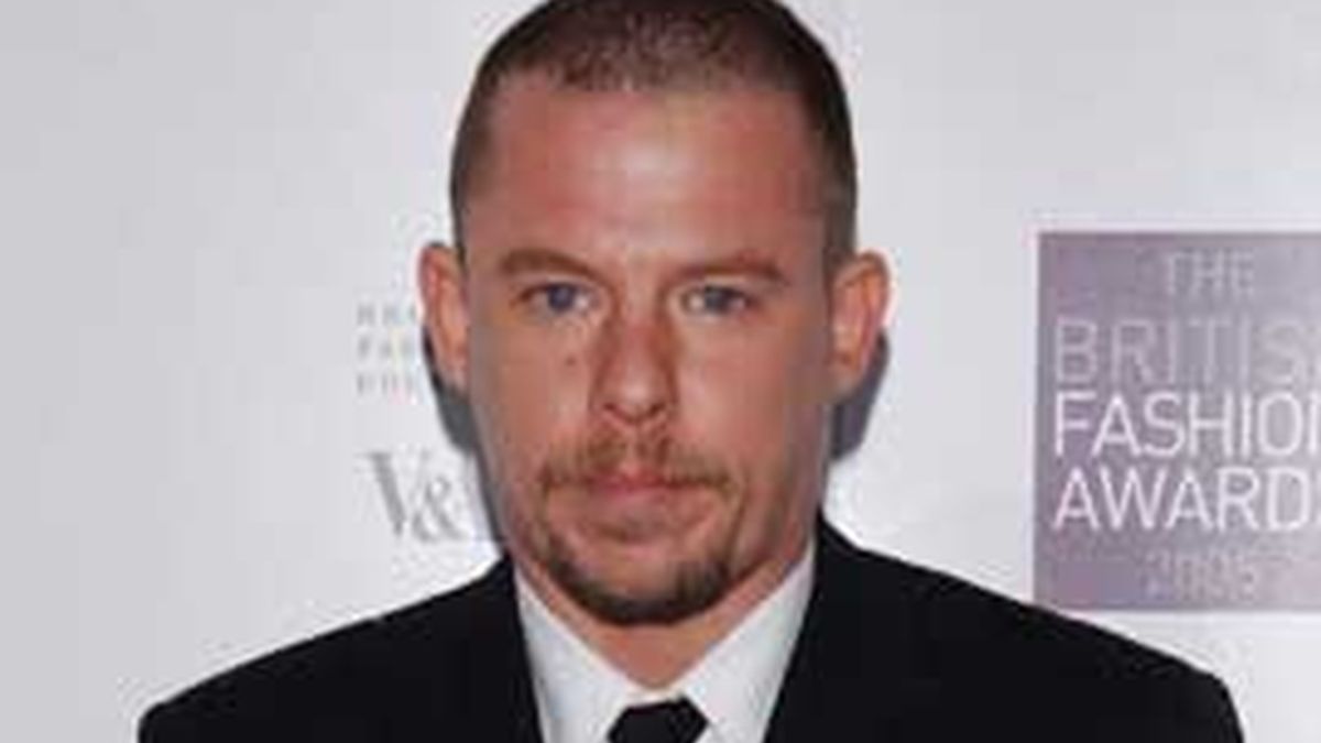 Los perros de Alexander McQueen heredarán una fortuna. Foto: Gtres.