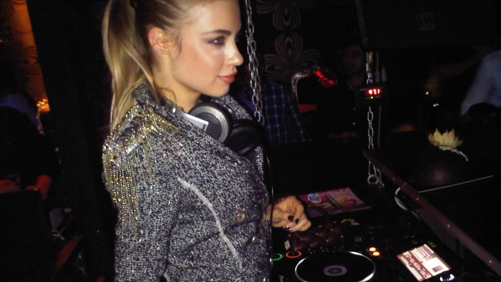 Así es la nueva novia de Fernando Alonso