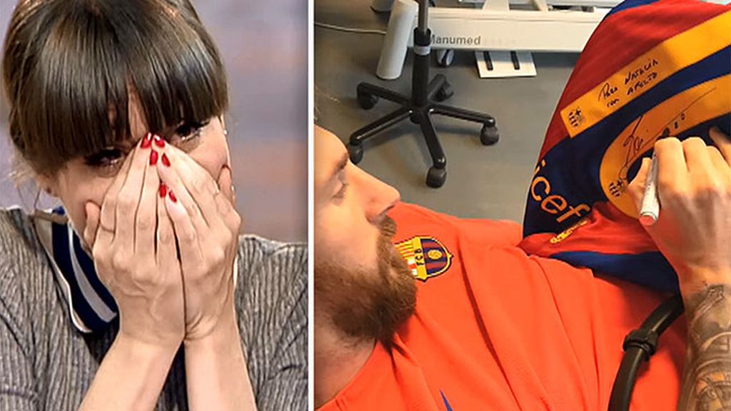 Natalia llora de emoción con este regalo: ¡una camiseta del Barça firmada por Messi!