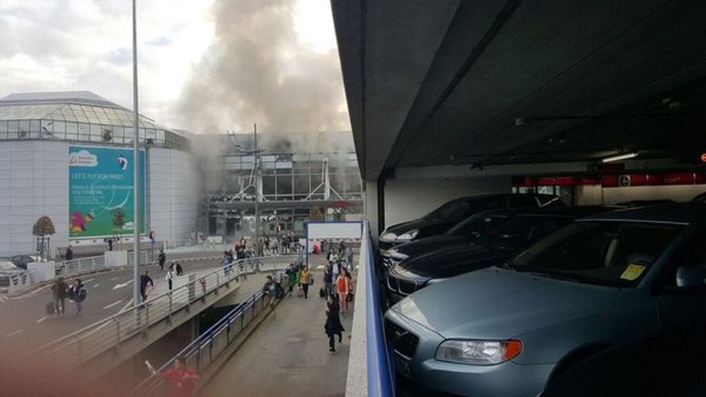 Registradas dos explosiones en el aeropuerto de Bruselas