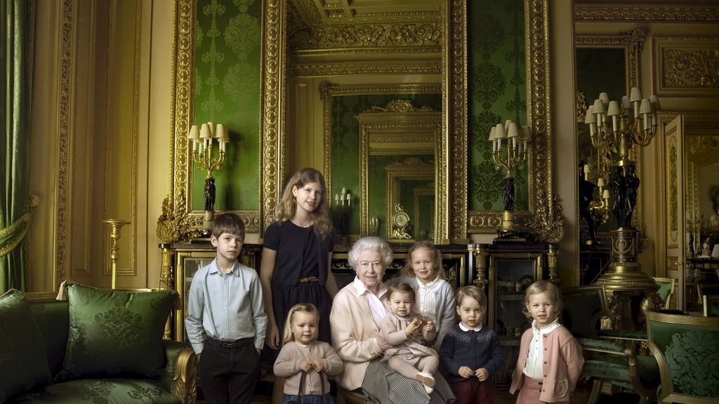 La Reina Isabel II cumple 90 años