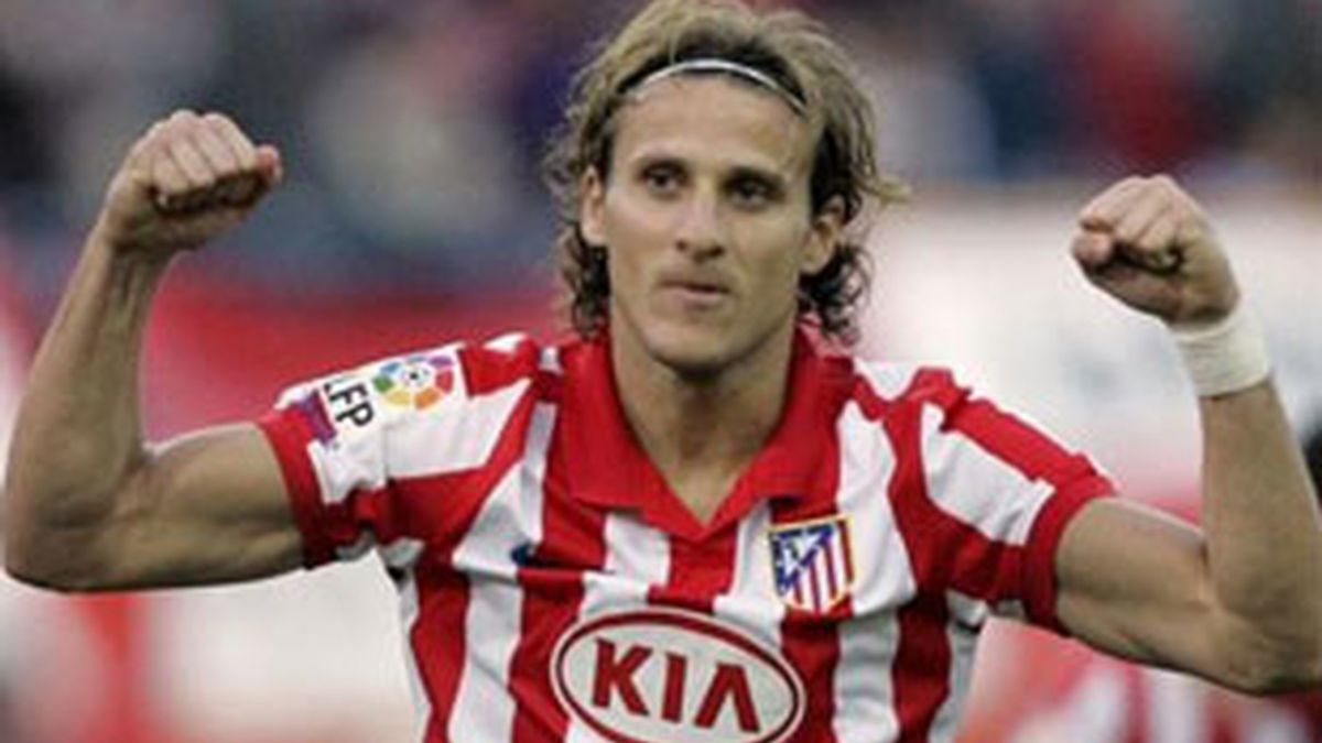 Forlán, jugador del Atlético de Madrid. FOTO: Reuters
