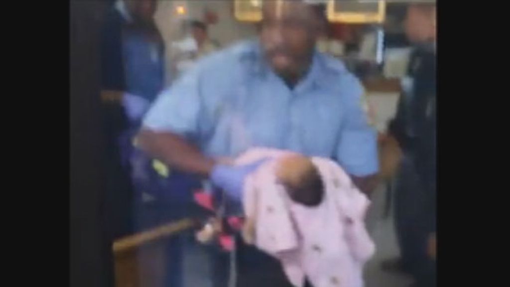 Muere un bebé durante las protestas por el último tiroteo en Baltimore
