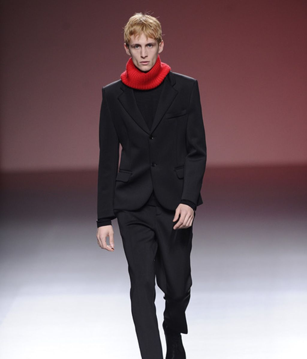 Volúmenes en faldas, vestidos y chaquetas