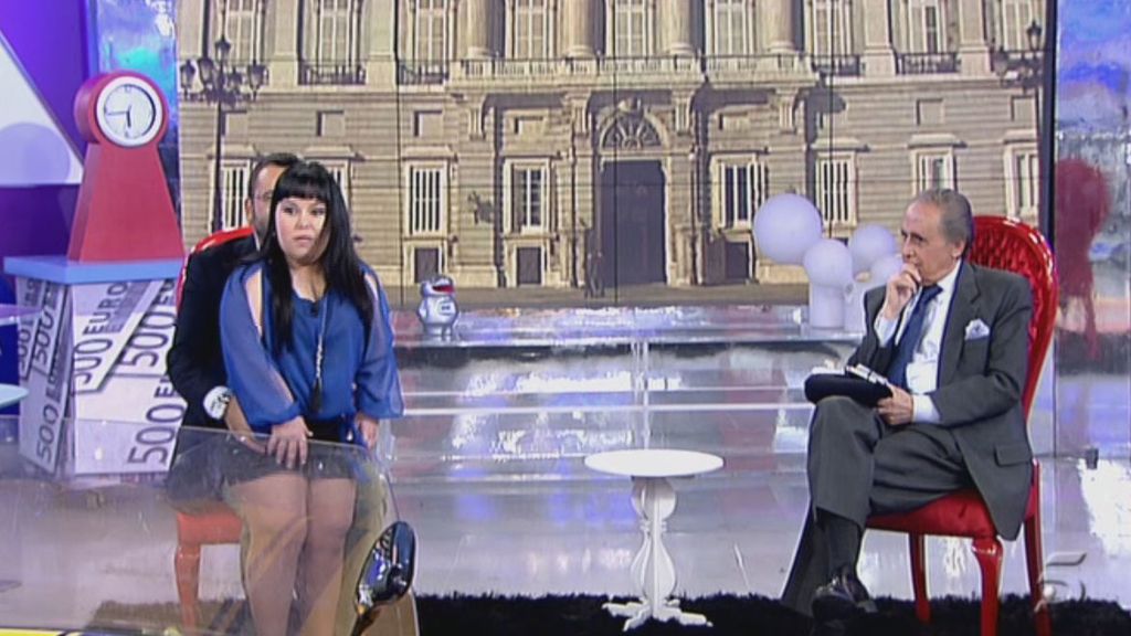 La pequeña reportera se emociona al recordar 'La Caja Deluxe'