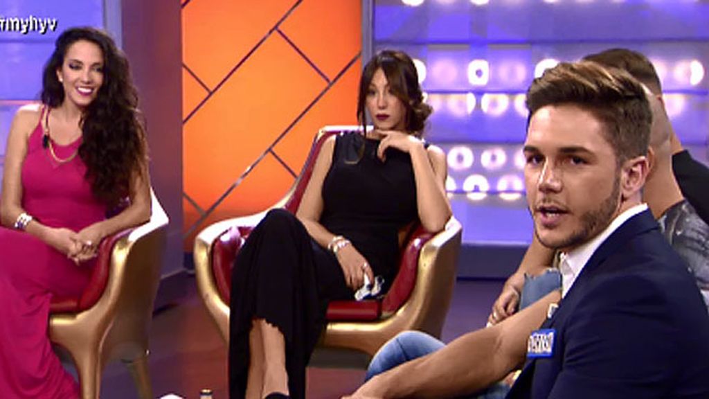 Adrián: “Steisy te mira de arriba abajo como si fueras un pedazo de carne” Adrián: “Steisy te mira de arriba abajo como si fueras un pedazo de carne”