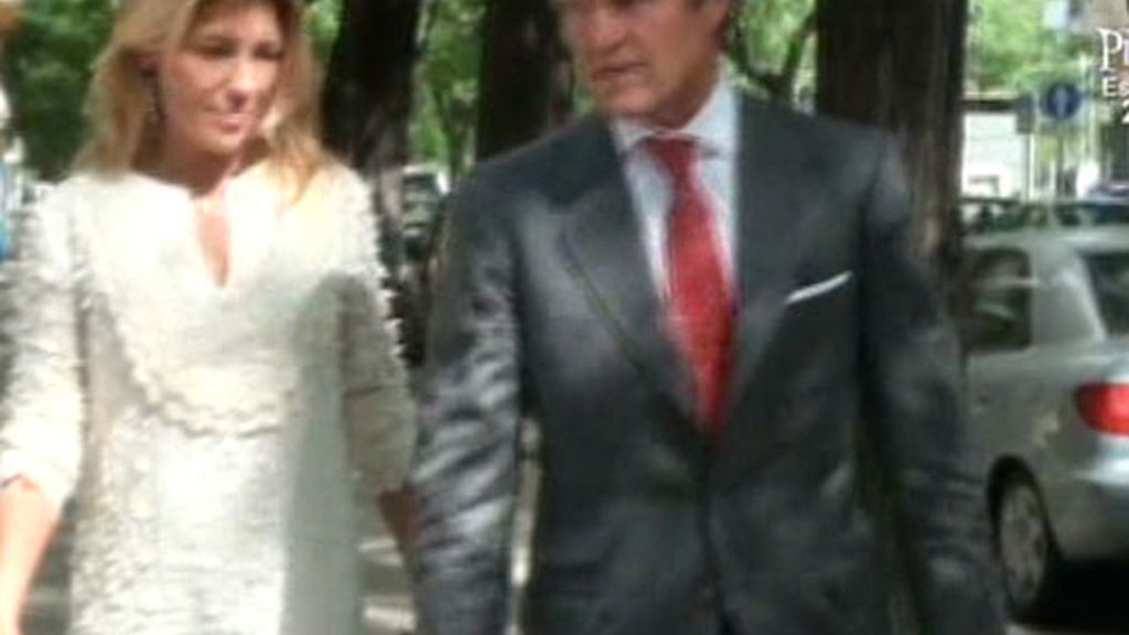 Espartaco y Patricia Rato, juntos en la comunión de su hijo Juan