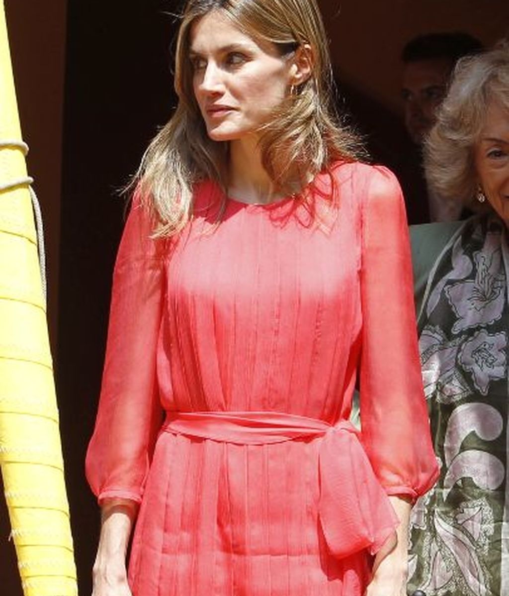 Letizia, de rojo pasión