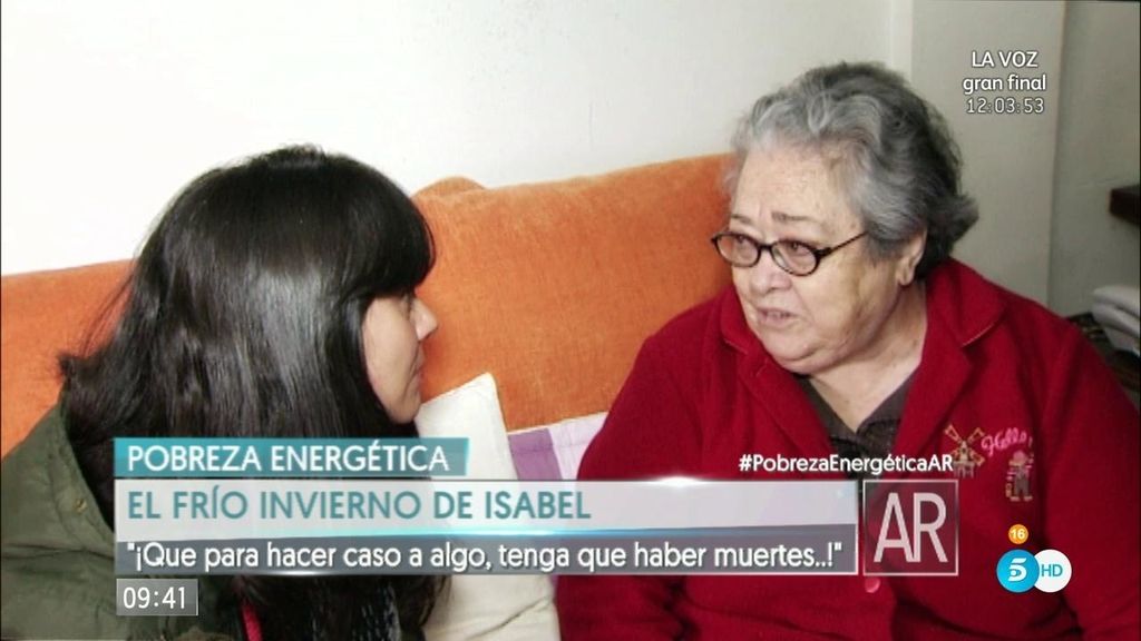 Isabel, jubilada: "Me caliento con mantas porque no puedo encender la calefacción"