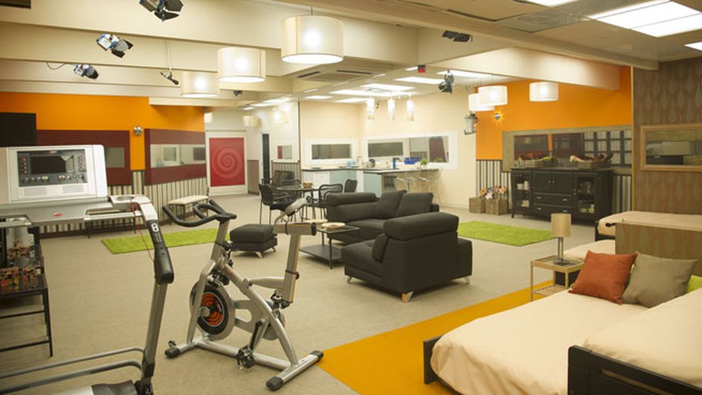 Nos sumergimos en la casa como un concursante más