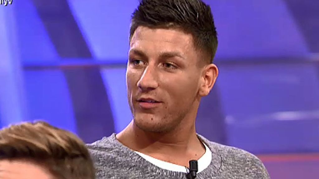 Steisy, a Vicen: "¿Te quieres sentar en mi bando?"