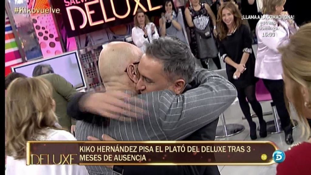 El colaborador se rencuentra con sus compañeros