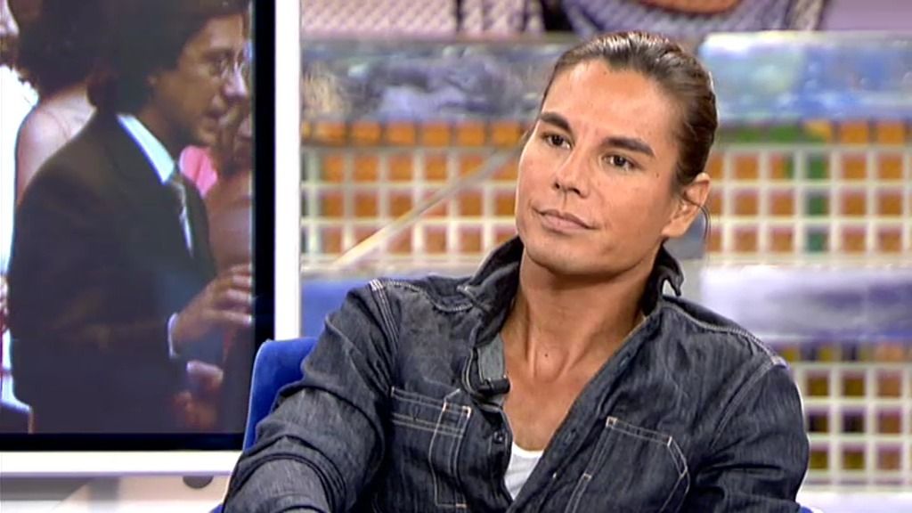 Julio Iglesias Jr: "Mi madre nos pidió que no fuésemos al cementerio al fallecer Miguel"