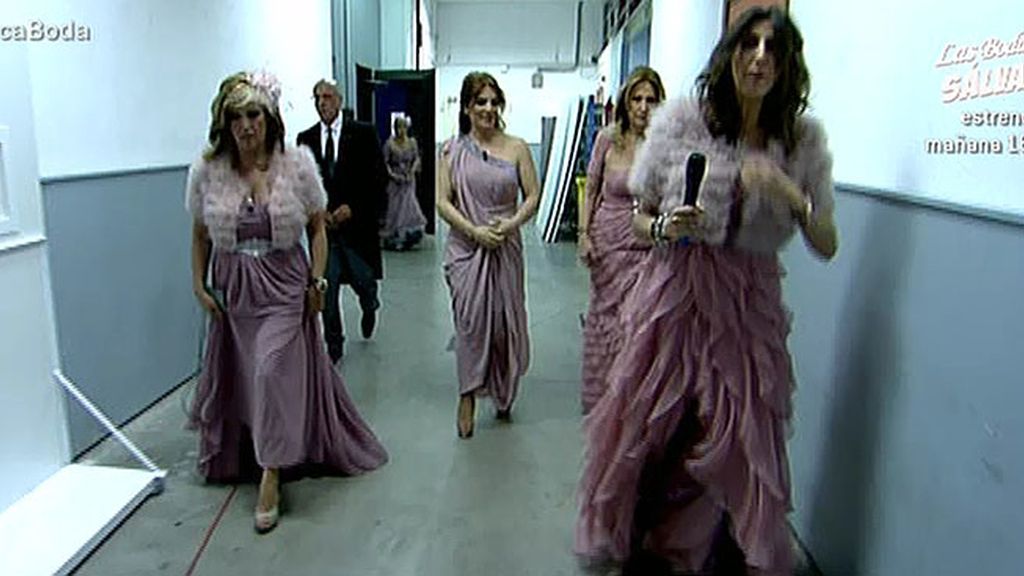 Las madrinas de 'Sálvame', al encuentro de J.J., Kiko y Carmen Alcayde