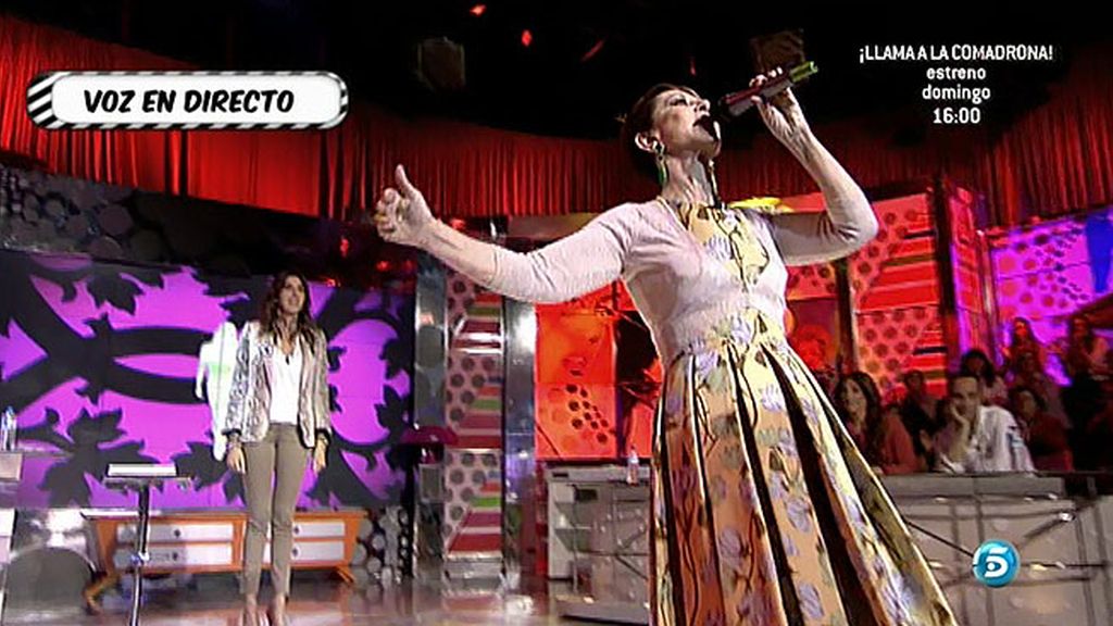Las colaboradoras compiten ante los micrófonos