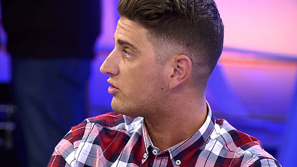 Jonathan tira la toalla con Ruth Jonathan tira la toalla con Ruth