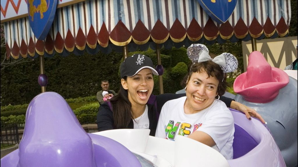 Eva Longoria y su hermana Linda