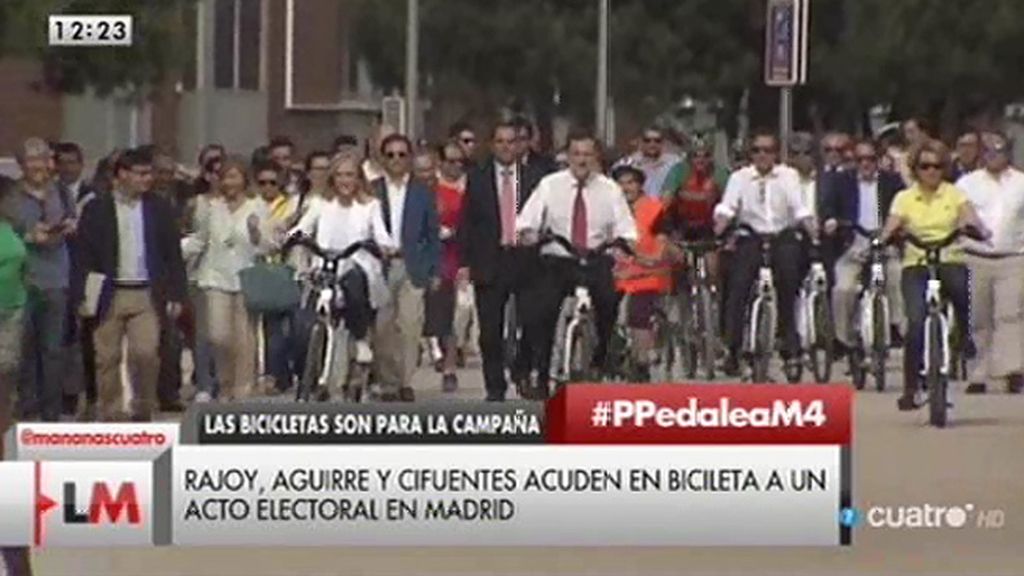 Mariano Rajoy, Cristina Cifuentes y Esperanza Aguirre, en bici en Madrid Río