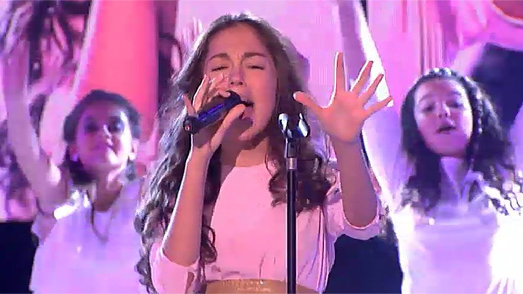 María Parrado, la ganadora de 'La Voz kids' en 'La Noche en Paz'