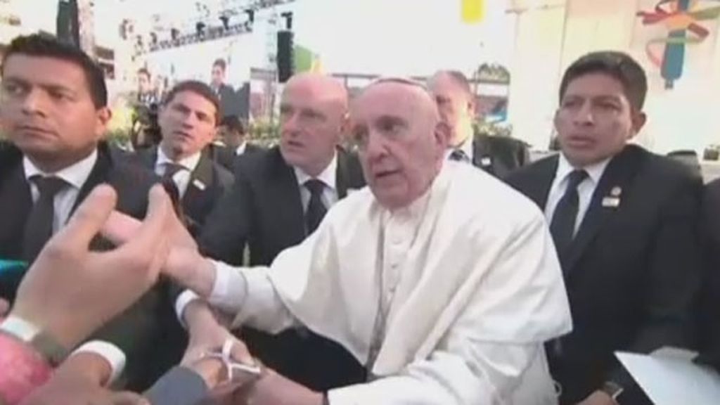 El Papa a un joven que casi le hace caer: “¡No seas egoísta!”