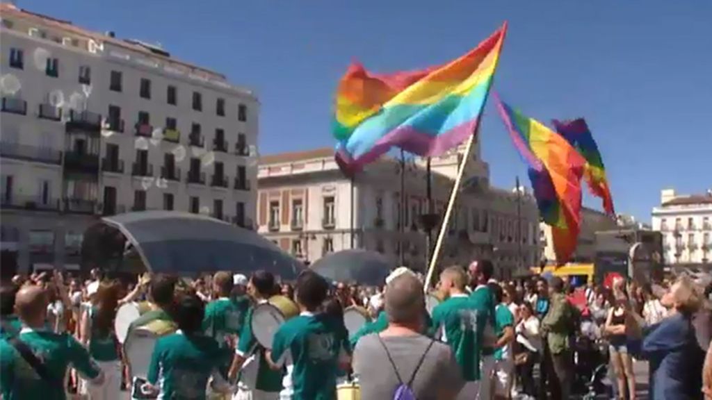 Madrid celebra el día internacional contra la homofobia