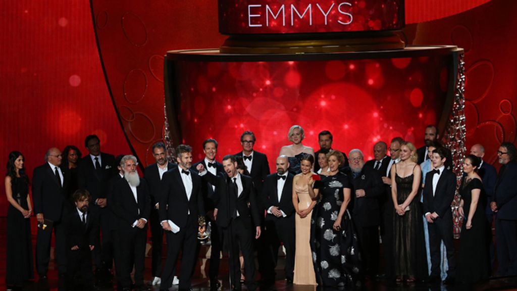 Juego de Tronos arrasa en la gala de los Emmys con 12 estatuillas