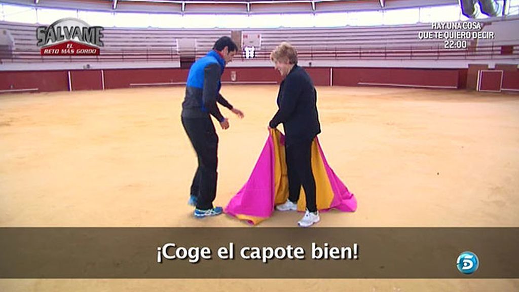 Melu vacía la nevera de Carmen Bazán, se la lleva a comprar y entrenan