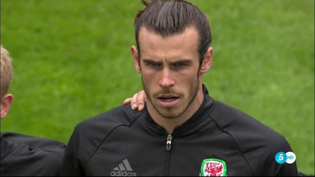 Gales debuta en la Eurocopa con victoria y gol de Bale de falta directa