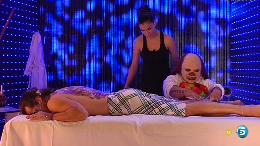 Una fuente de chocolate les endulzó la noche