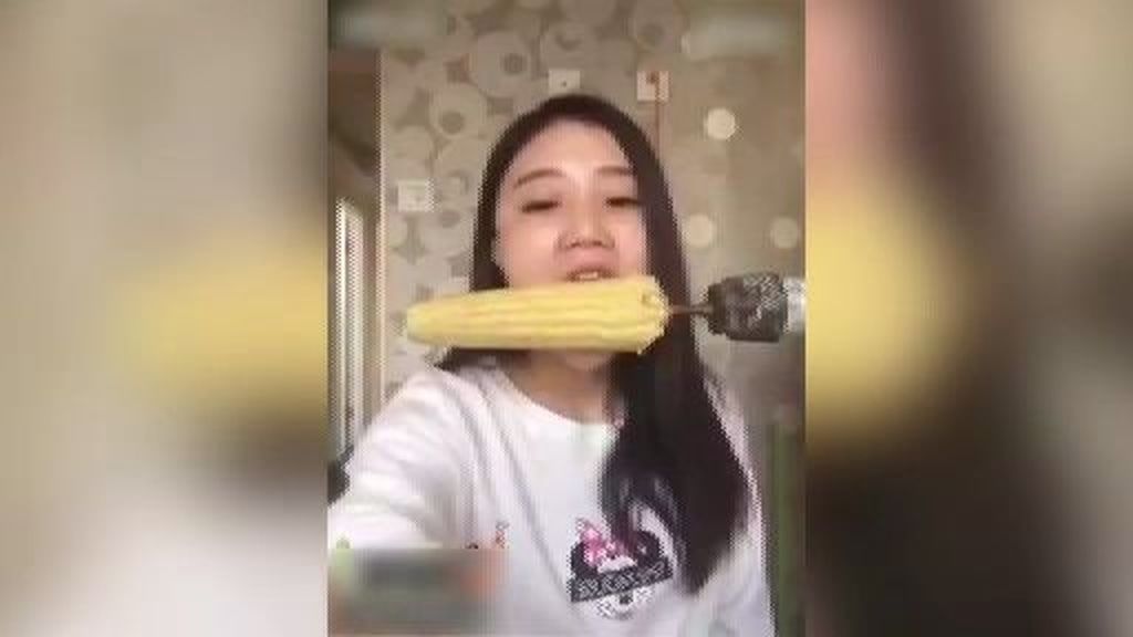 Esto es lo que pasa cuando intentas comer maíz con una taladradora