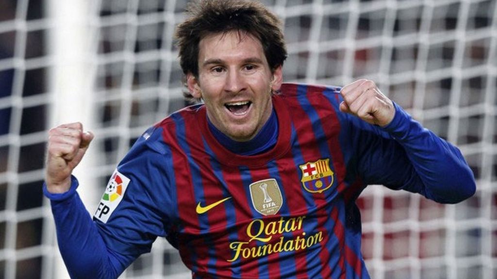 Messi logra un triplete ante el Valencia Messi logra un triplete ante el Valencia