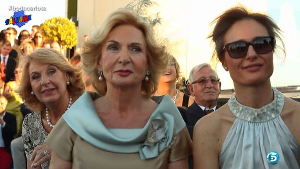 Colaboradores, directores, reporteros... El equipo, al completo en la boda de Carlota