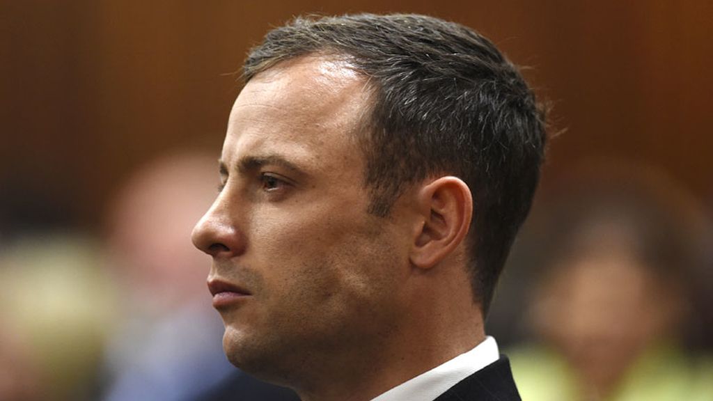 Pistorius absuelto de todos los cargos de asesinato