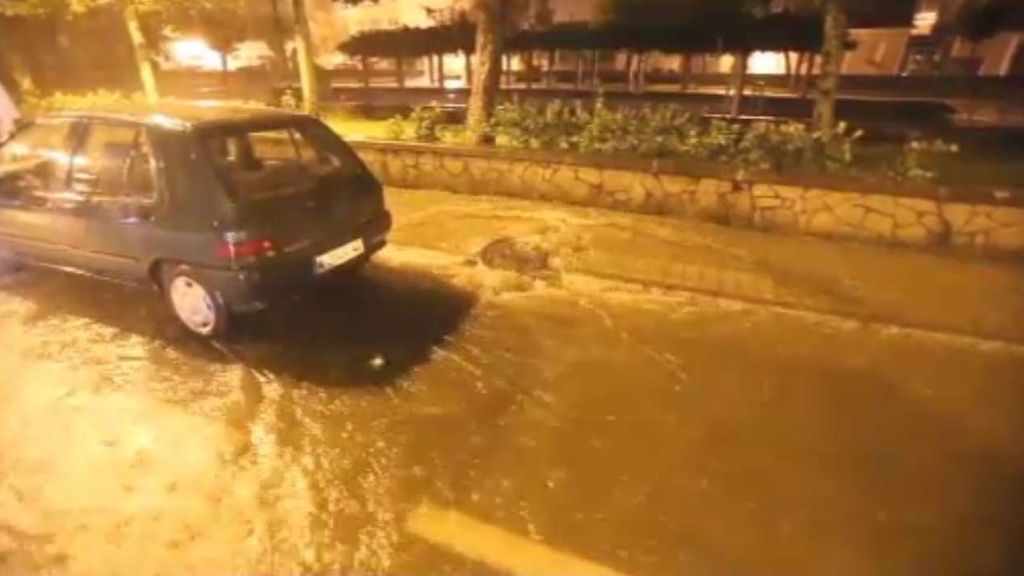 Cae un diluvio sobre la localidad pontevedresa de Porriño