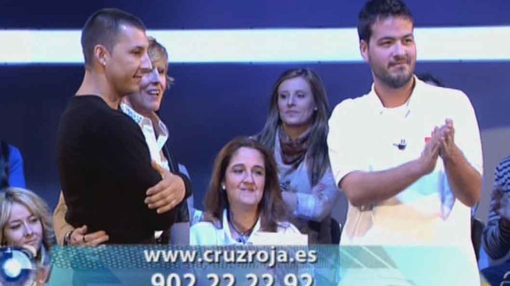 Es criador de perros y campeón de Taekwondo