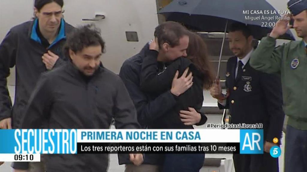 Los tres periodistas españoles secuestrados en Siria ya están en casa