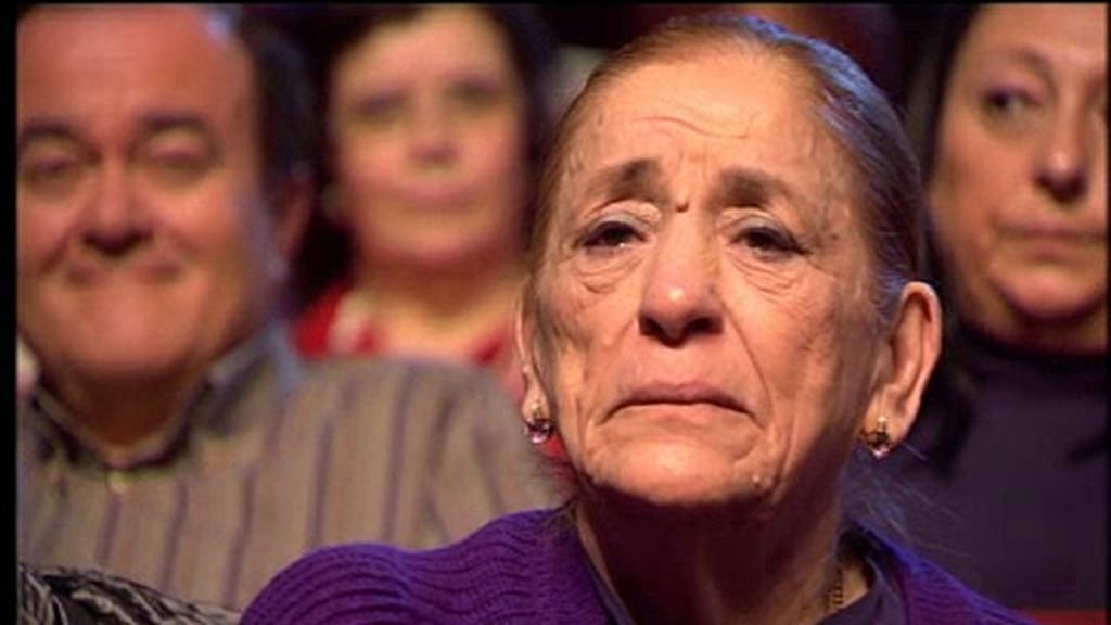 Una madre emocionada