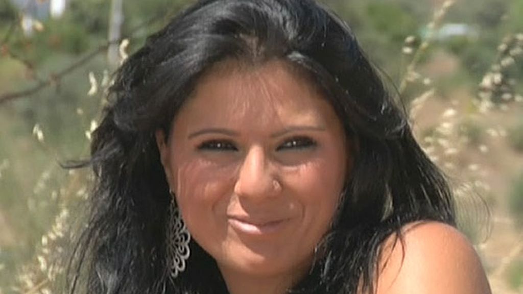 Luis presenta a sus pretendientas a 'su otra familia'