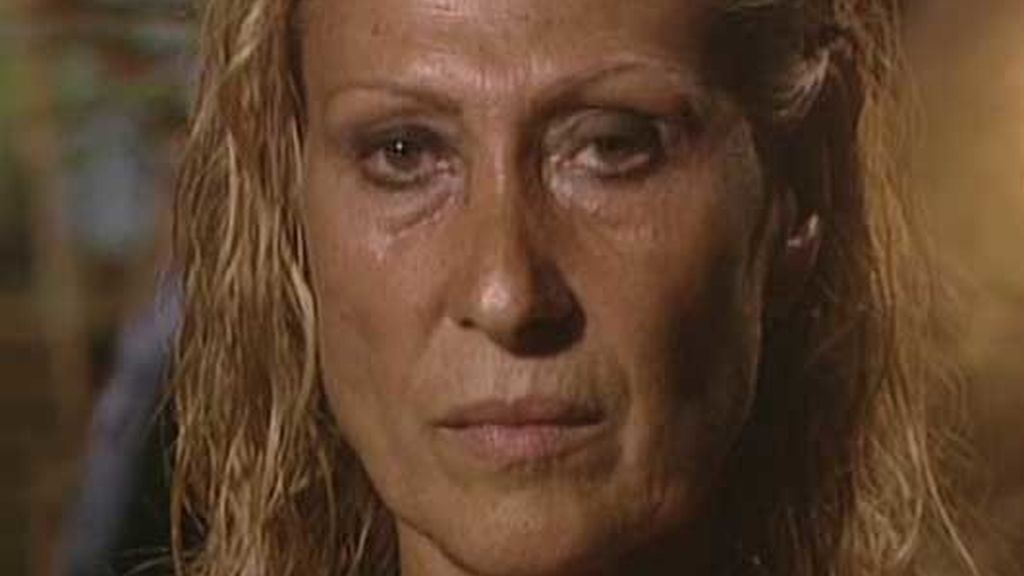 Rosa Benito rompe a llorar
