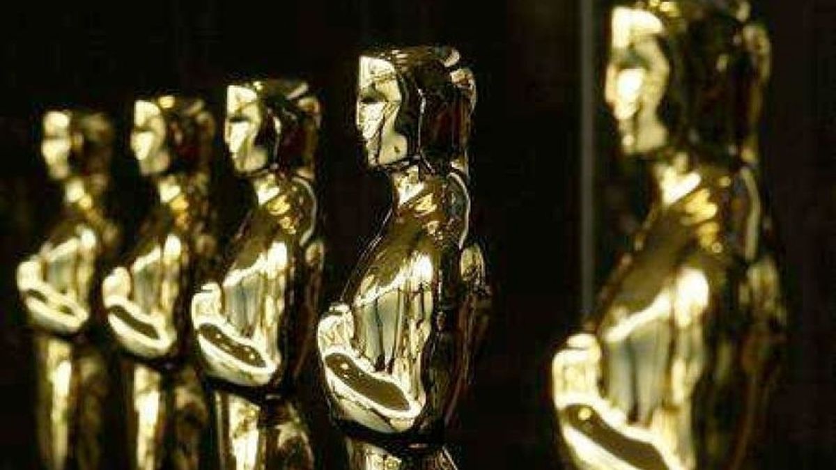 Estatuillas preparadas para los Oscar