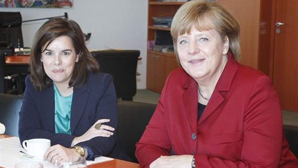 Merkel y Sáenz de Santamaría se reúnen en Berlín