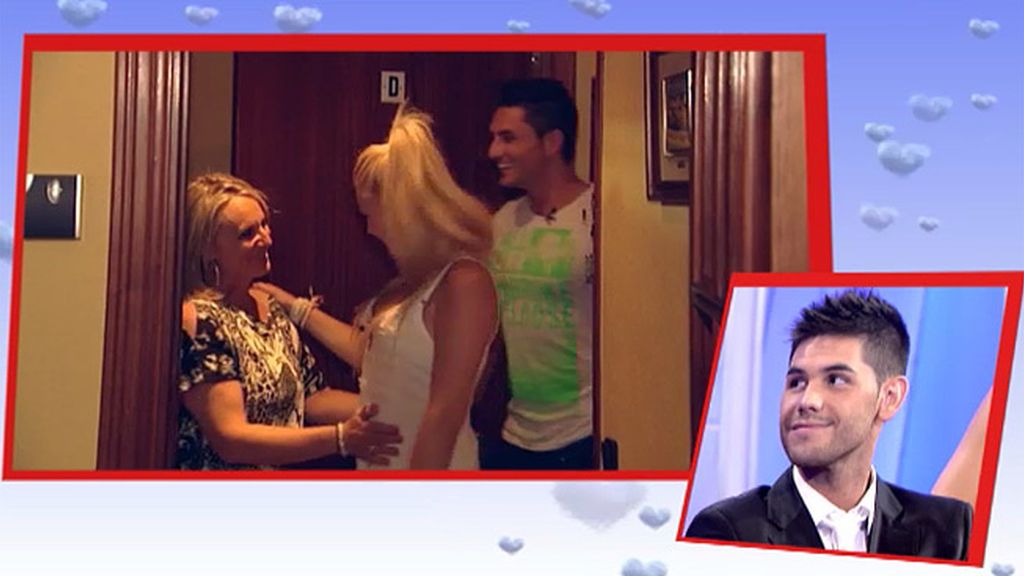 Ainhoa congenia con la madre de Víctor