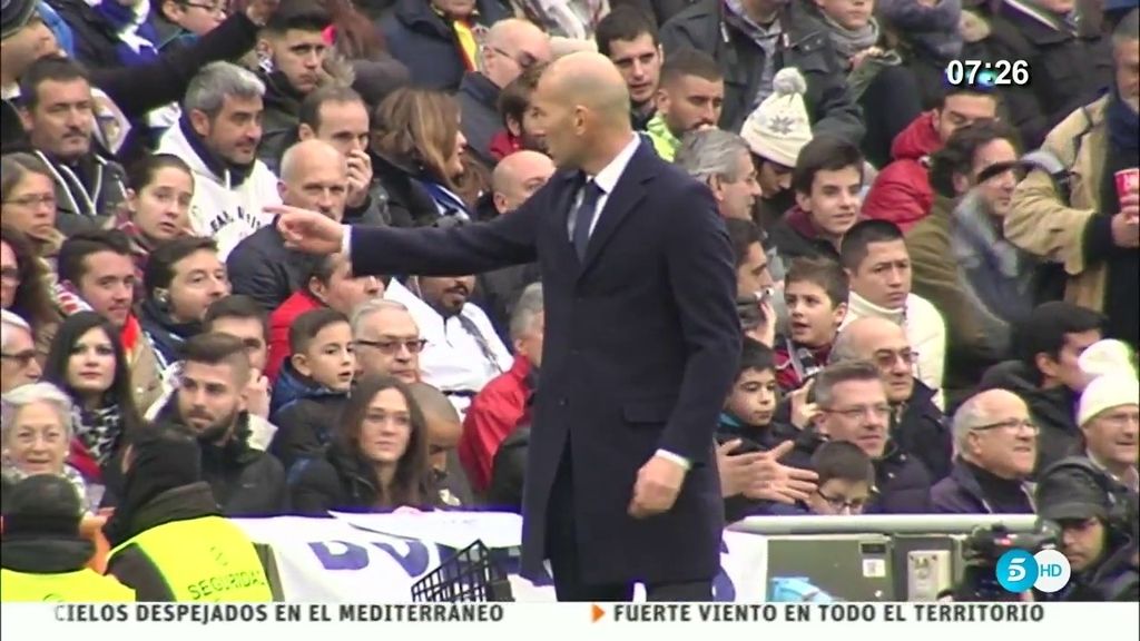 El 'mosqueo' de Zidane con James cuando Jesé es el escogido para el cambio