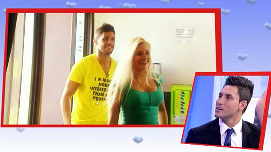 Ainhoa, una más entre los amigos de Erik