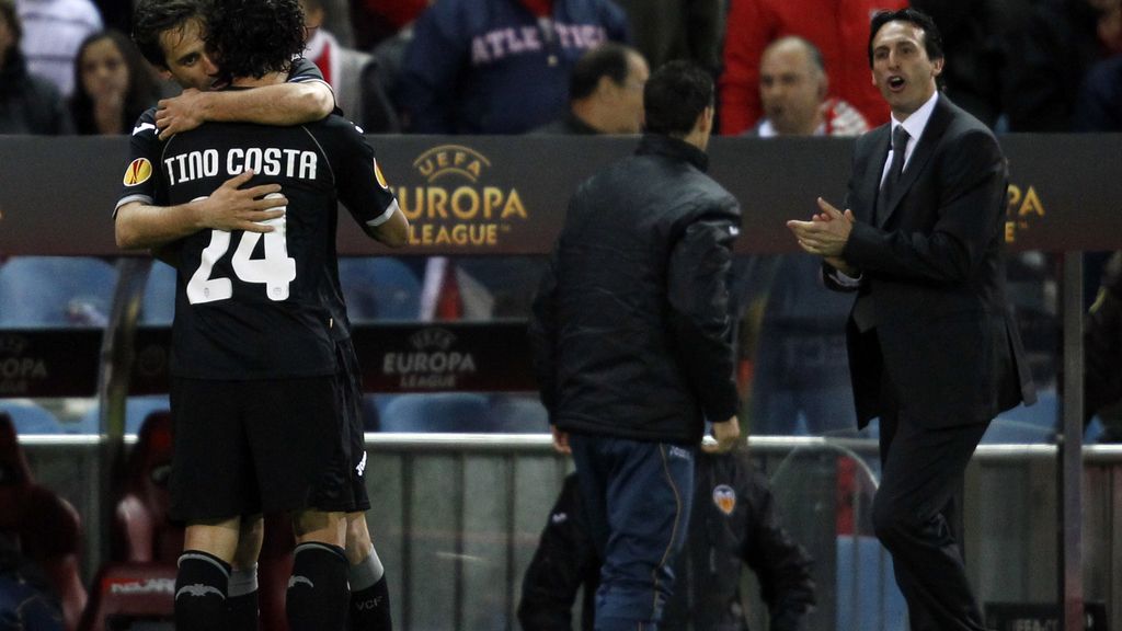 Unai Emery celebra un gol de su equipo
