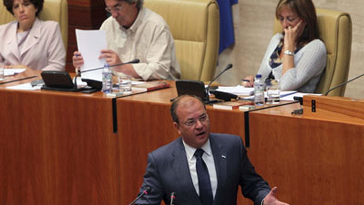 El presidente extremeño, José Antonio Monago, en el Parlamento extremeño