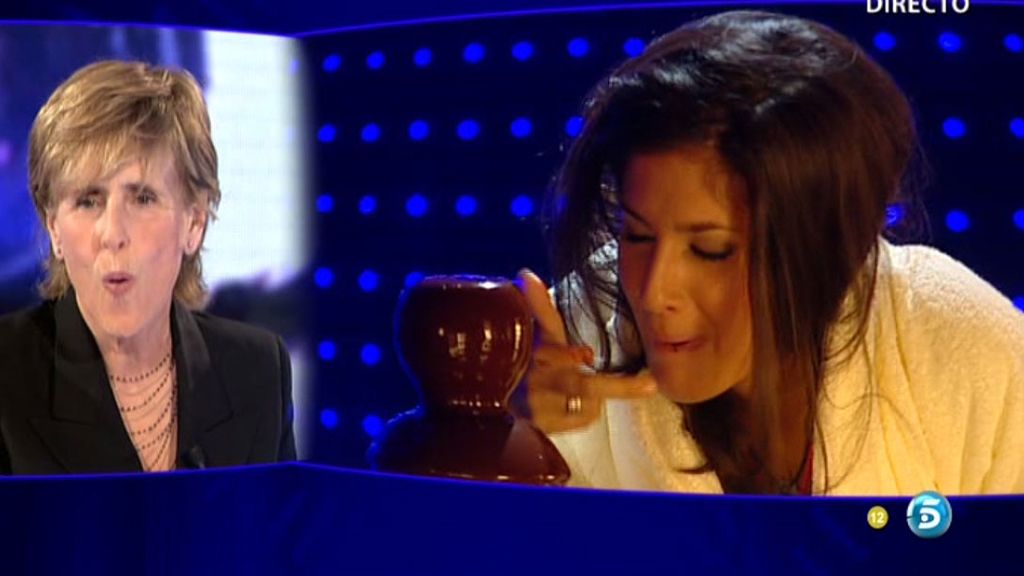 Una fuente de chocolate les endulzó la noche