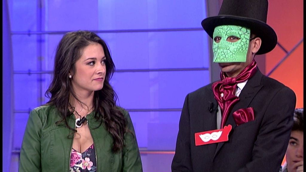 Un misterioso enmascarado (de ojos bonitos), nuevo pretendiente de Ruth