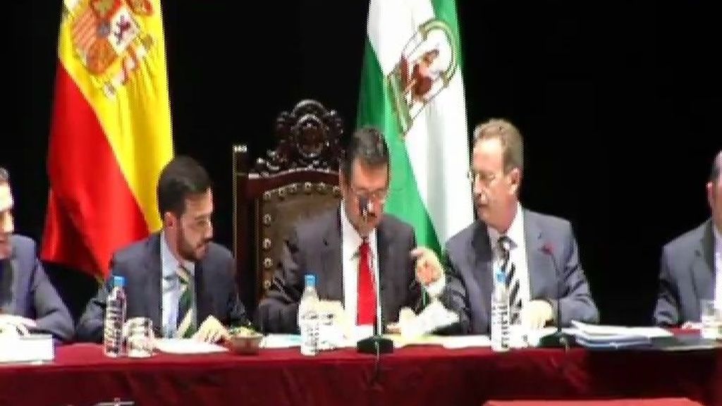 Ciudadanos retira a última hora su apoyo al PSOE y mantiene al PP en Almería