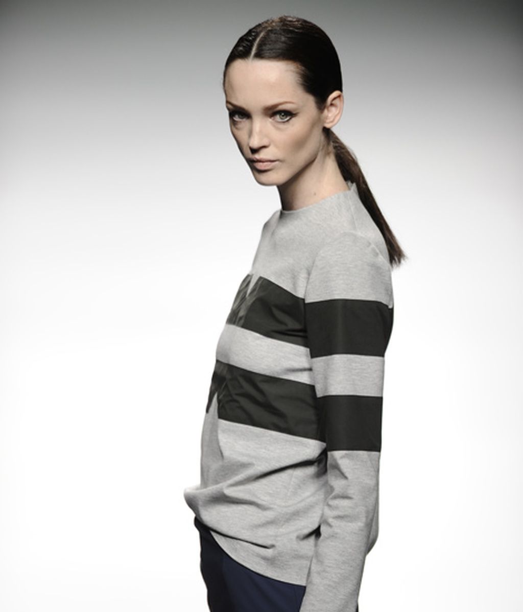 La viuda negra se convierte en musa